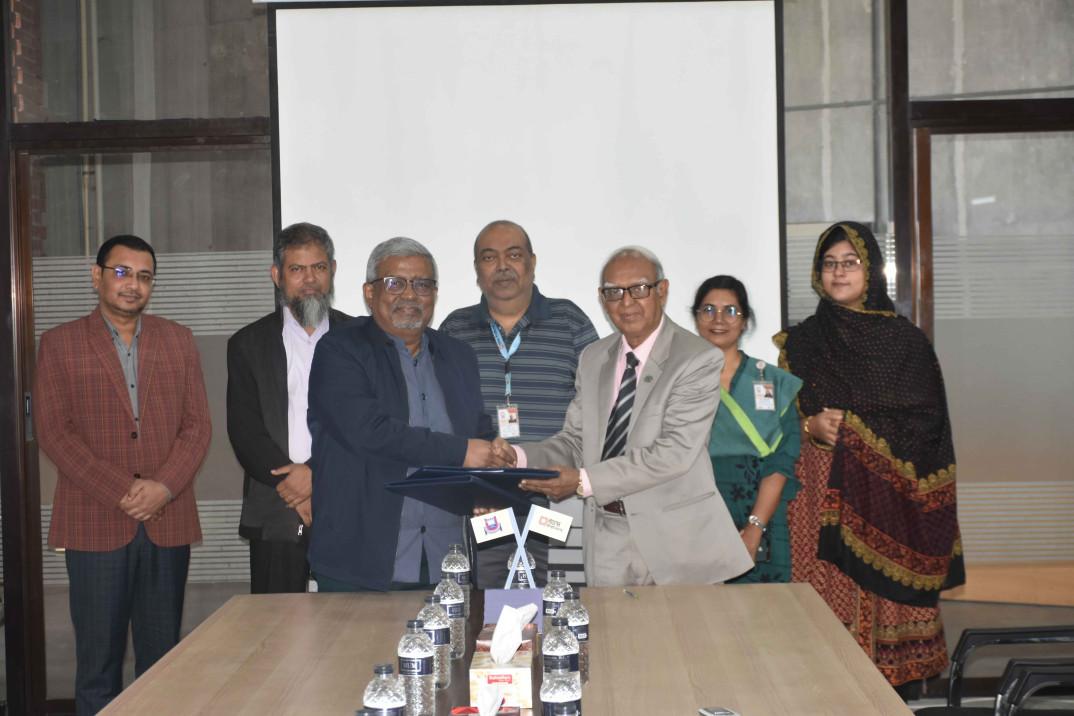 MoU Signing Between Varendra University, Rajshahi and University of Asia Pacific, Dhaka Bangladesh